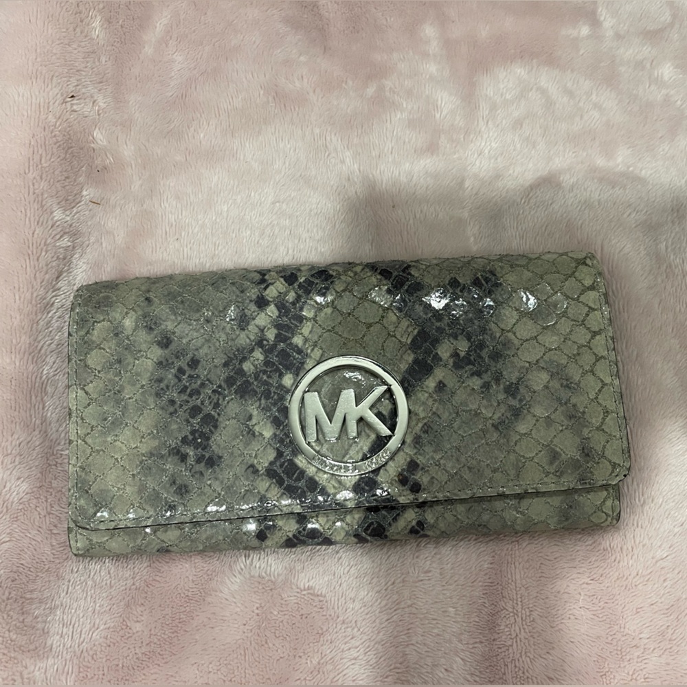 Michael Kors Gray Snake Print Wallet